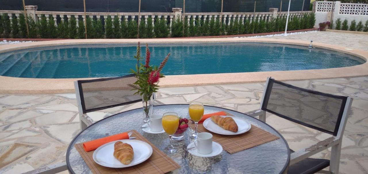 Villa Alhambra - Dale A Tu Familia Las Vacaciones Y El Descanso Que Se Merecen Calpe Ngoại thất bức ảnh